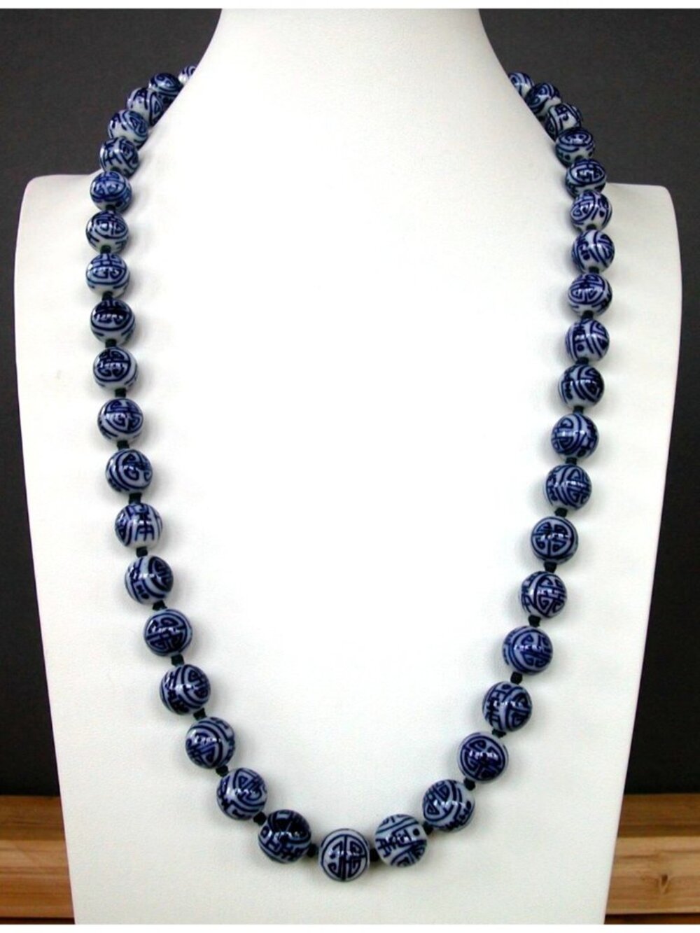 Vintage Chinese Export Cobalt Blue & White Porcelain Necklace 24 inch
